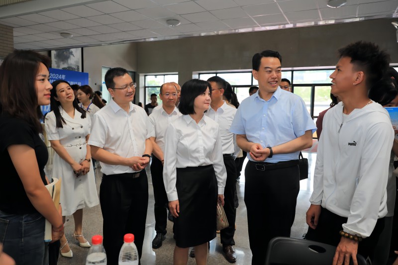 1718697583400802.jpg 2(1).jpg