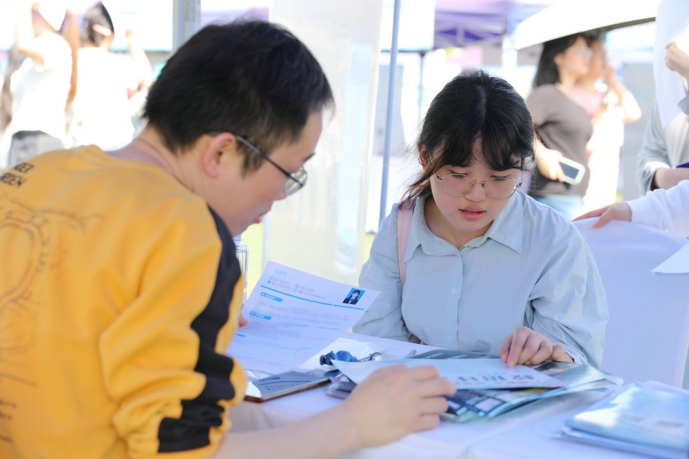 1745379328449766.jpg 5.jpg